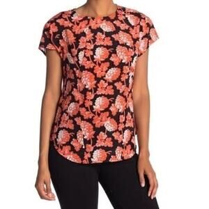 ▶️ Diane Von Furstenberg ◀️ “Nellie”  Silk, Berries Top. Small.